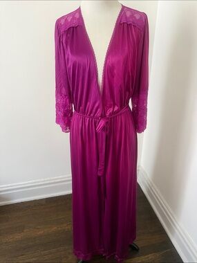 Vintage Texsheen Lingerie Silky Fuchsia Lace-Trim Long Robe S